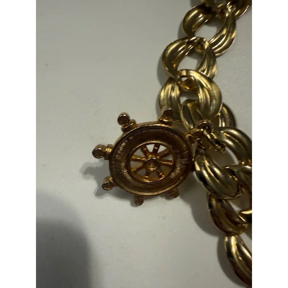 Unbranded vintage gold